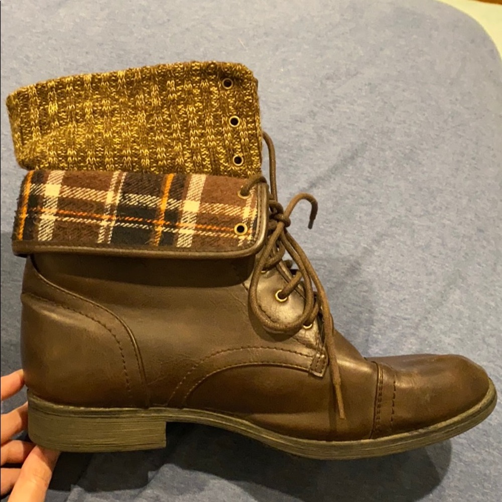 Fall Combat Boots - image 5